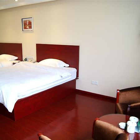 Greentree Inn Jiangxi Fuzhou Gandong Bridge Express Hotel Exterior photo